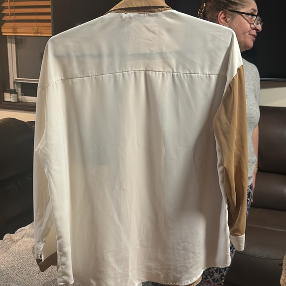 SHEIN shirt size M - Picture 2 of 3